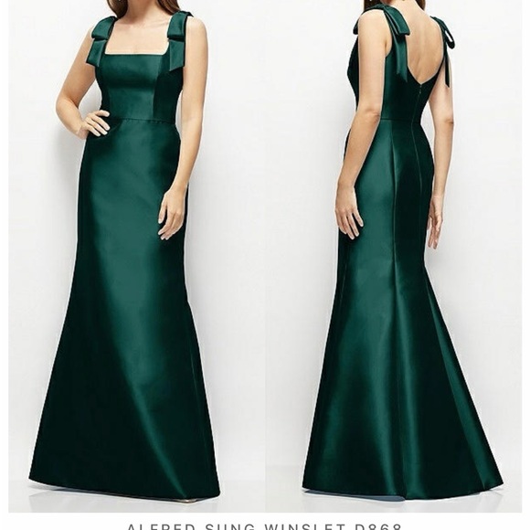 ISO ALFRED SUNG Evergreen Gown - Picture 2 of 6